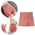thumbnail image 1 of Pantalones cortos de Yoga Soledad para mujer ajustados de entrenamiento de glúteos Rojo M, 1 of 9