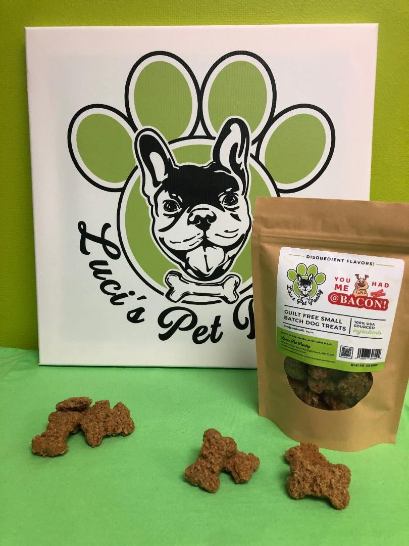 You Had Me @ Bacon "Bacon Biscuits" Homemade Dog & Puppy Treats! Gift Box with 4 - 6 oz. Treat Bags