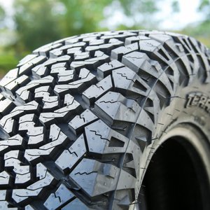 Venom Power Terra Hunter X/T 2 225/75R16 122/121R F 12 Ply Extreme Terrain Van Commercial Tire Sansujyuku sansujyuku.com