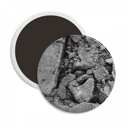 

industrial material photography round ceracs fridge magnet keepsake decoration