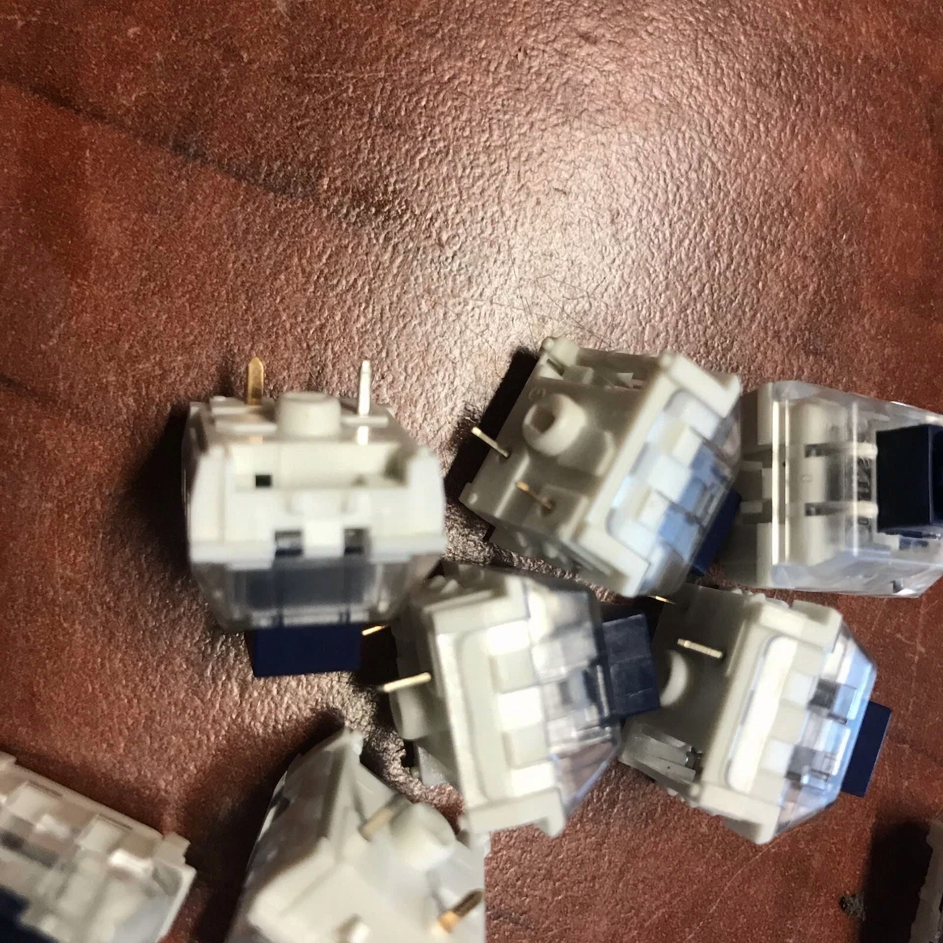 BUTTERFLY- 10X Kailh Box Switch Navy Rgb Smd For Mechanical Gaming Keyboard 2 Pin Switch