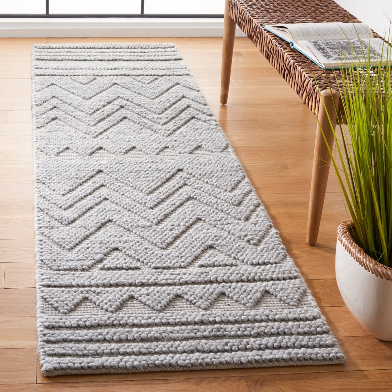 SAFAVIEH Natura Braylon Striped Runner Rug, Grey, 2'3" x 8'