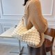 thumbnail image 2 of Bolso de mano grande y ligero para axila, nuevo diseño suave de alta calidad para mujer, invierno, 2 of 4