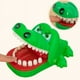 thumbnail image 4 of Juguetes de simulación de mordedura de mano, emocionantes trucos, mordedura de tiburón cocodrilo, juguetes de descompresión para dedos, cosas geniales, regalos para niños, 4 of 5