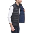 thumbnail image 4 of Chaleco acolchado Tommy Hilfiger Ultra Loft para hombre, color negro, 4 of 5