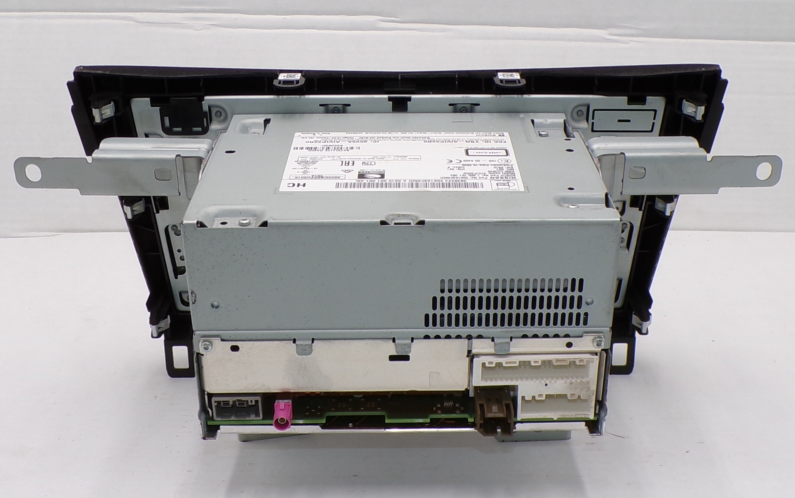 Pre-Owned 2021 Nissan Rouge Sport AM FM CD MP3 Player Radio OEM - Verify Specific Vehicle Fitment In Description - (Good)