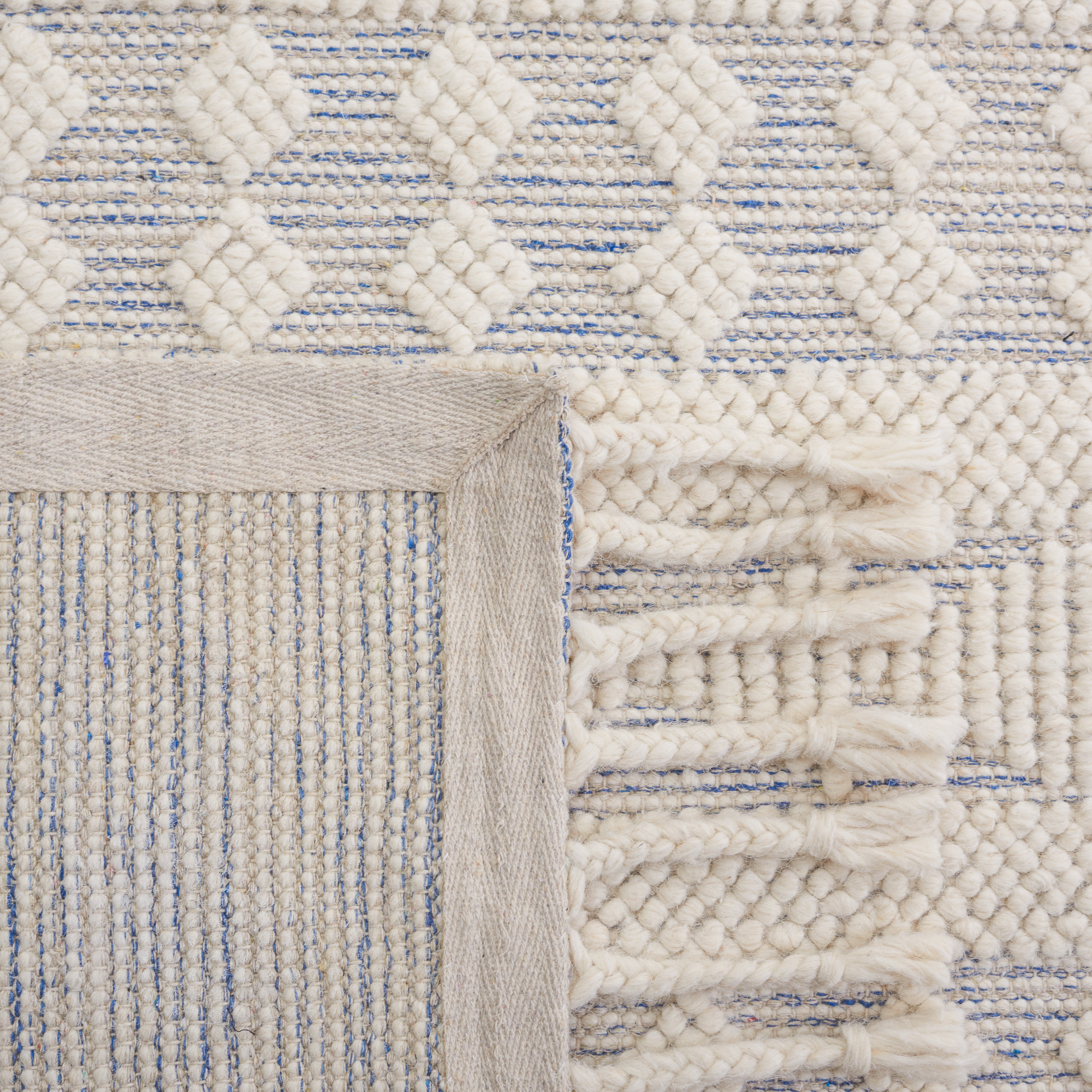 SAFAVIEH Natura Fulton Southwestern Wool Runner Rug, Ivory/Blue, 2'3" x 8'