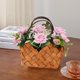 thumbnail image 1 of ¡Aprovecha las Ofertas Exclusivas!, Cesta de flores de mano Simulación de flores Adornos decorativos Estilo Hogar Boda Accesorios Flores Arreglos florales frescos Akmoler, 1 of 7