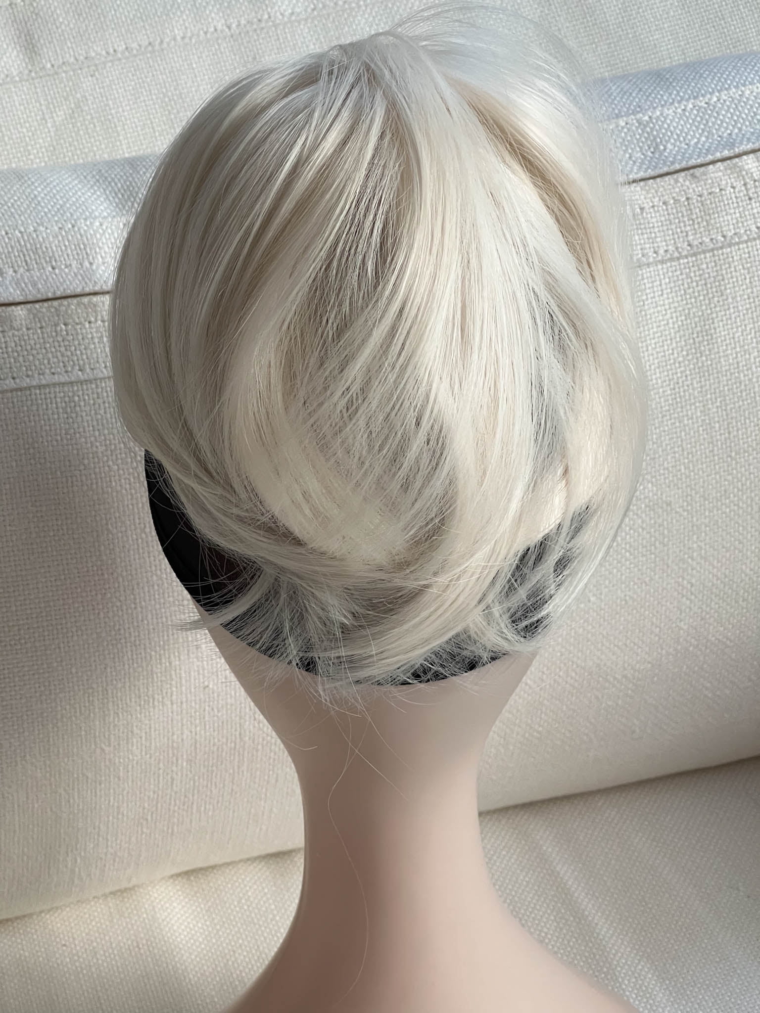 Apexhairs Messy Bun Hair Piece Tousled Updo Straight Hair Chignon Scrunchy Platinum Blonde