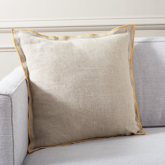 Safavieh Amal 20" x 20" Bohemian Linen Decorative Pillows, Natural/Mustard