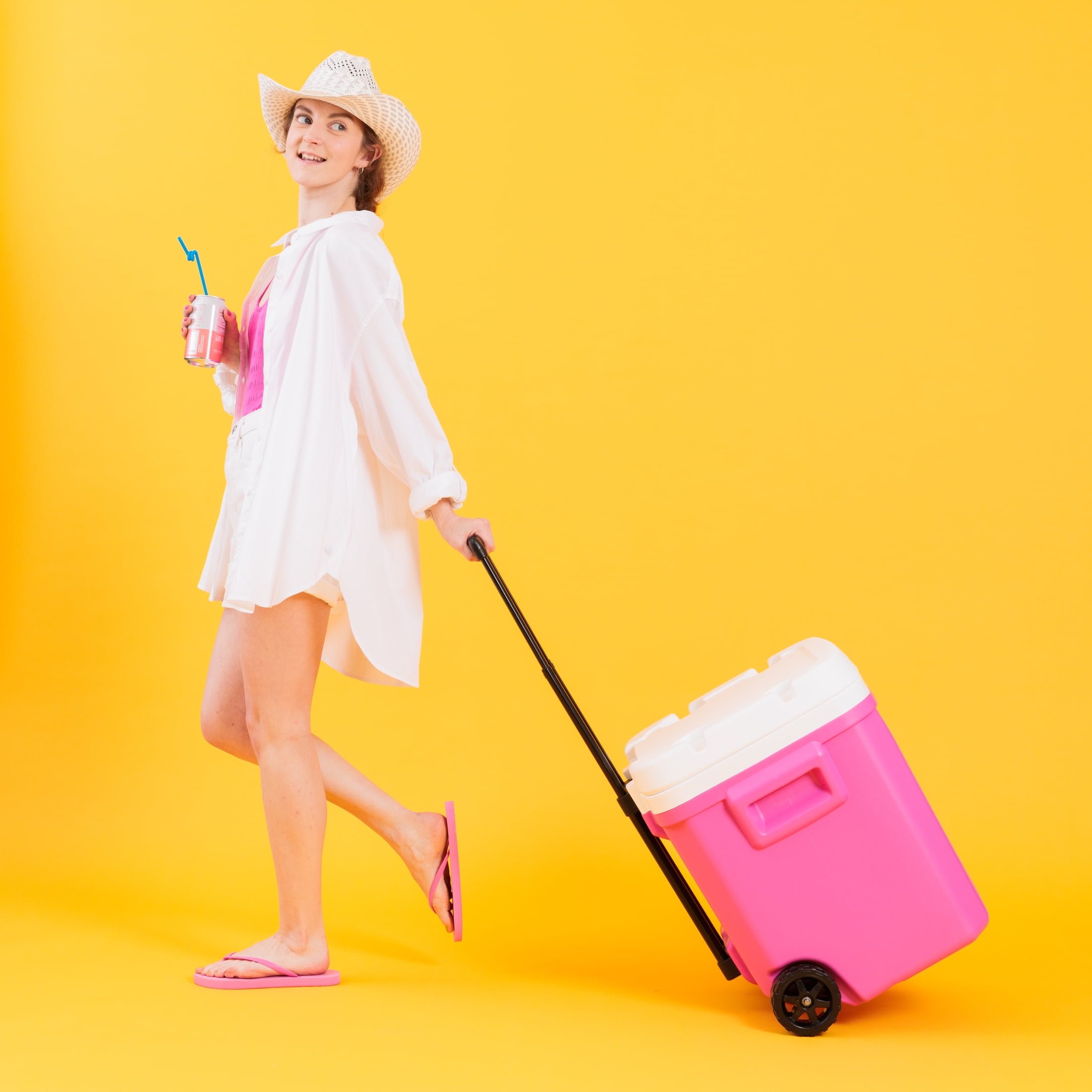 Igloo 60 QT Laguna Ice Chest Cooler with Wheels, Fuchsia Pink