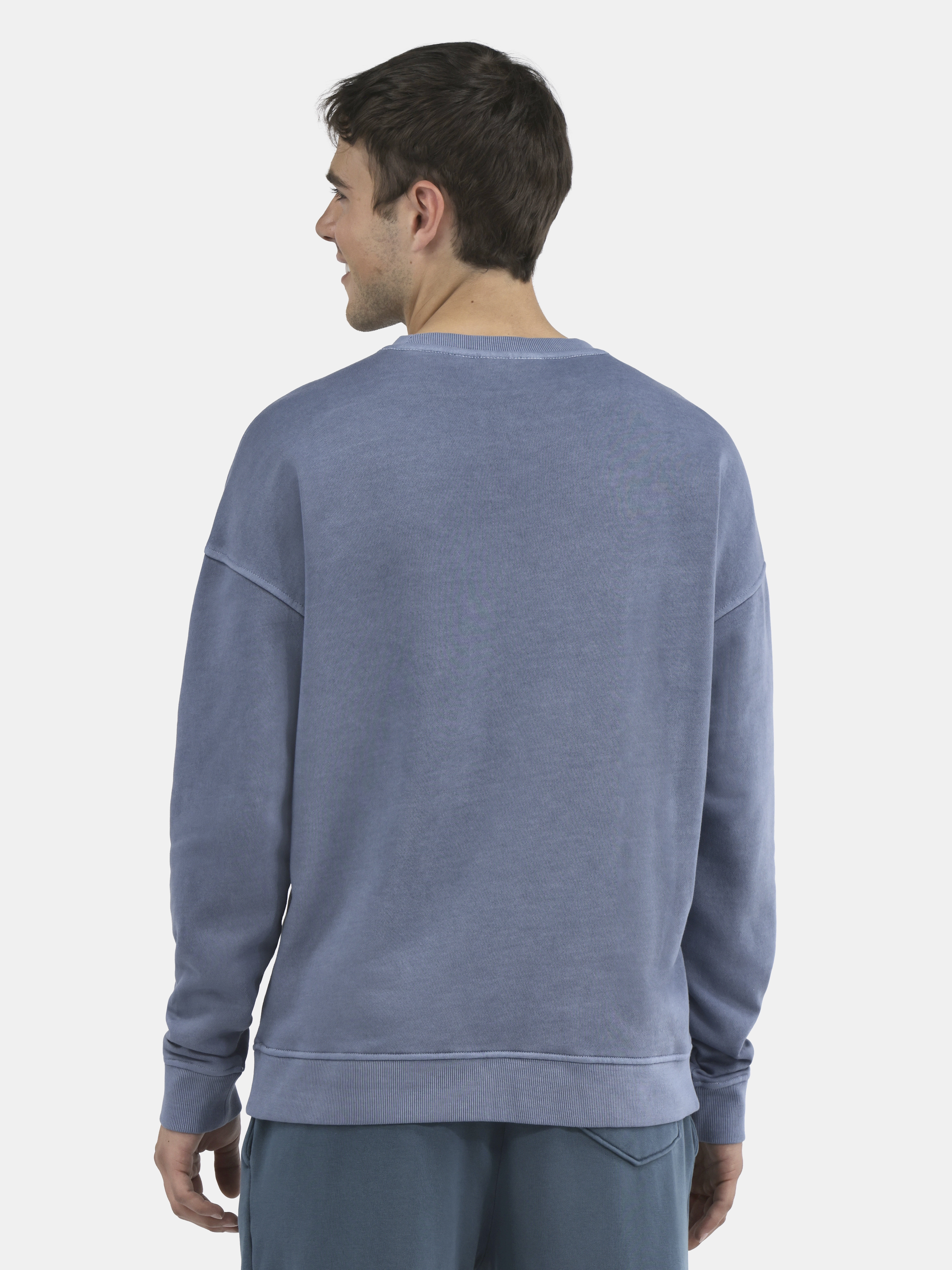 No Boundaries All Gender Fleece Crewneck Sweatshirt with Long Sleeves, Men's and Big Men’s
