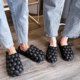 thumbnail image 4 of Pantuflas de burbujas de masaje para mujeres y hombres, divertidas pantuflas de spa antideslizantes de lichi, pantuflas de casa de gimnasio, pantuflas de dormitorio de ducha, almohada suave para alivi Namotu CZMR-ZC292-3, 4 of 6