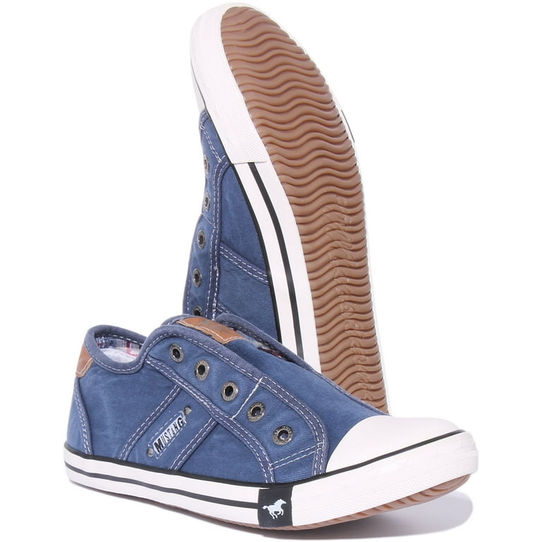 Mustang 1099-401 Women's Washed Canvas Slip On Trainers In Denim