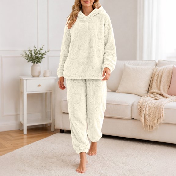 Elvqul Women's Pajama Set — Made with Plush Fleece Material for Cozy Evenings