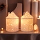 thumbnail image 5 of Candelabro de Cerámica con Forma de Castillo | Candelabro Decorativo Blanco Tallado a Mano | Elegante Diseño de Castillo | Adorno Decorativo Duradero para El Hogar | Regalo de Cumpleaños y Navidad pa, 5 of 6