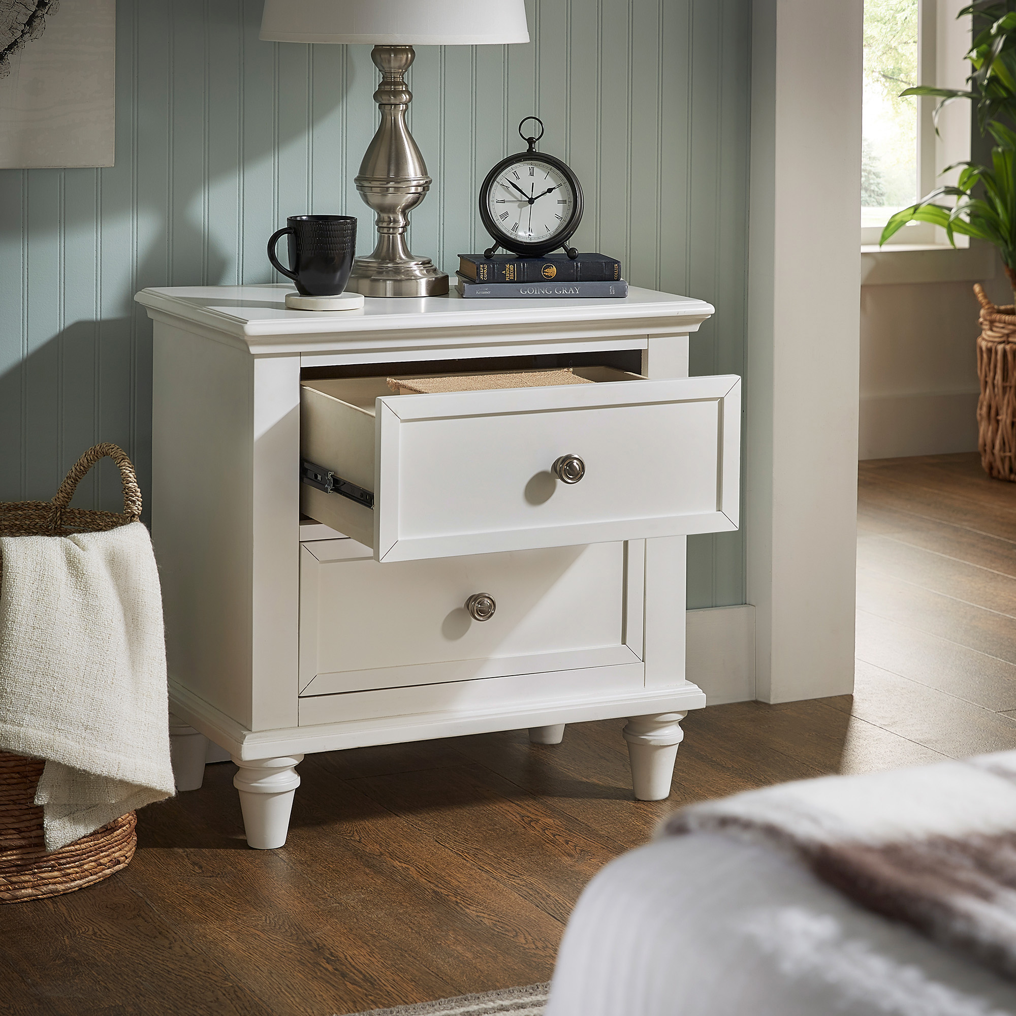Chelsea Lane Elise 2-Drawer Nightstand End Table, White