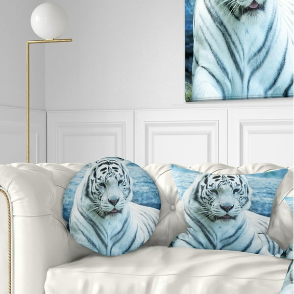 Designart Silver Tiger with Water Background - African Throw Pillow - 12x20