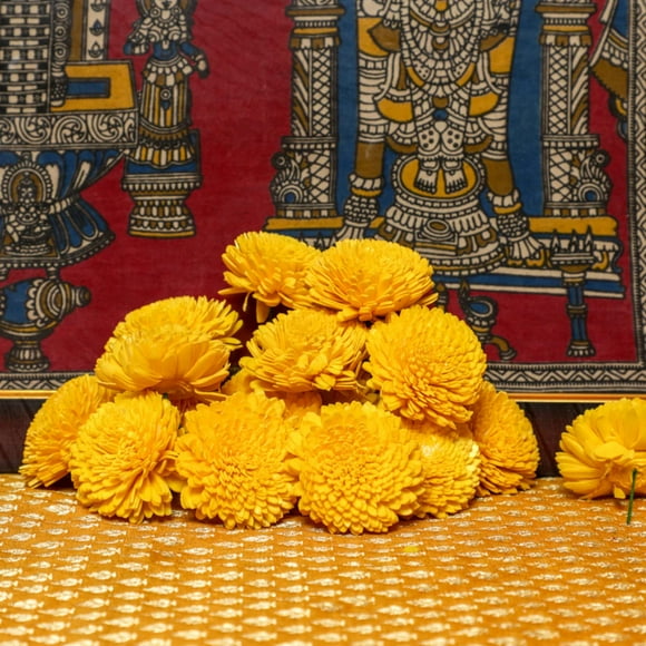 Desi Favors Loose Chamanthi Flowers - Artificial Chrysanthamums/Shola Wood Chamanthi Yellow Flowers for Indian Diwali, Puja, Wedding, & Home Decorations - 2.75x2.3 Inch (Pack of 25)