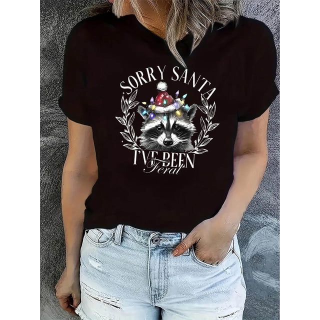 Camisetas con gráficos clásico para mujeres y adolescentes y niñas, playera de verano con estampado estéticoWomen's Christmas Raccoon Graphic T-Shirt, Casual Crew Neck Short Sleeve Tee, Polyester &