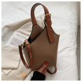 thumbnail image 3 of Bolso bandolera sencillo e informal francés para mujer, bolso de moda para teléfono móvil, bolso de mano de piel sintética, bolso de hombro, bolso tipo cubo, bolso de mano para mujer, 3 of 4