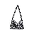 thumbnail image 2 of Bolsa de hombro de compras de felpa Lindas mujeres de moda para otoño invierno (marfil) Ehuebsd Para Estrenar, 2 of 2