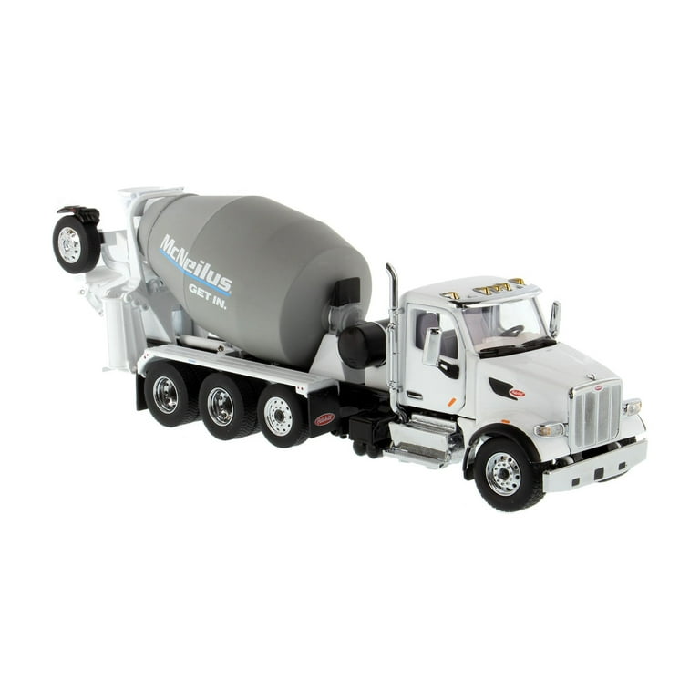 Peterbilt 567 SFFA McNeilus Bridgemaster Concrete Mixer