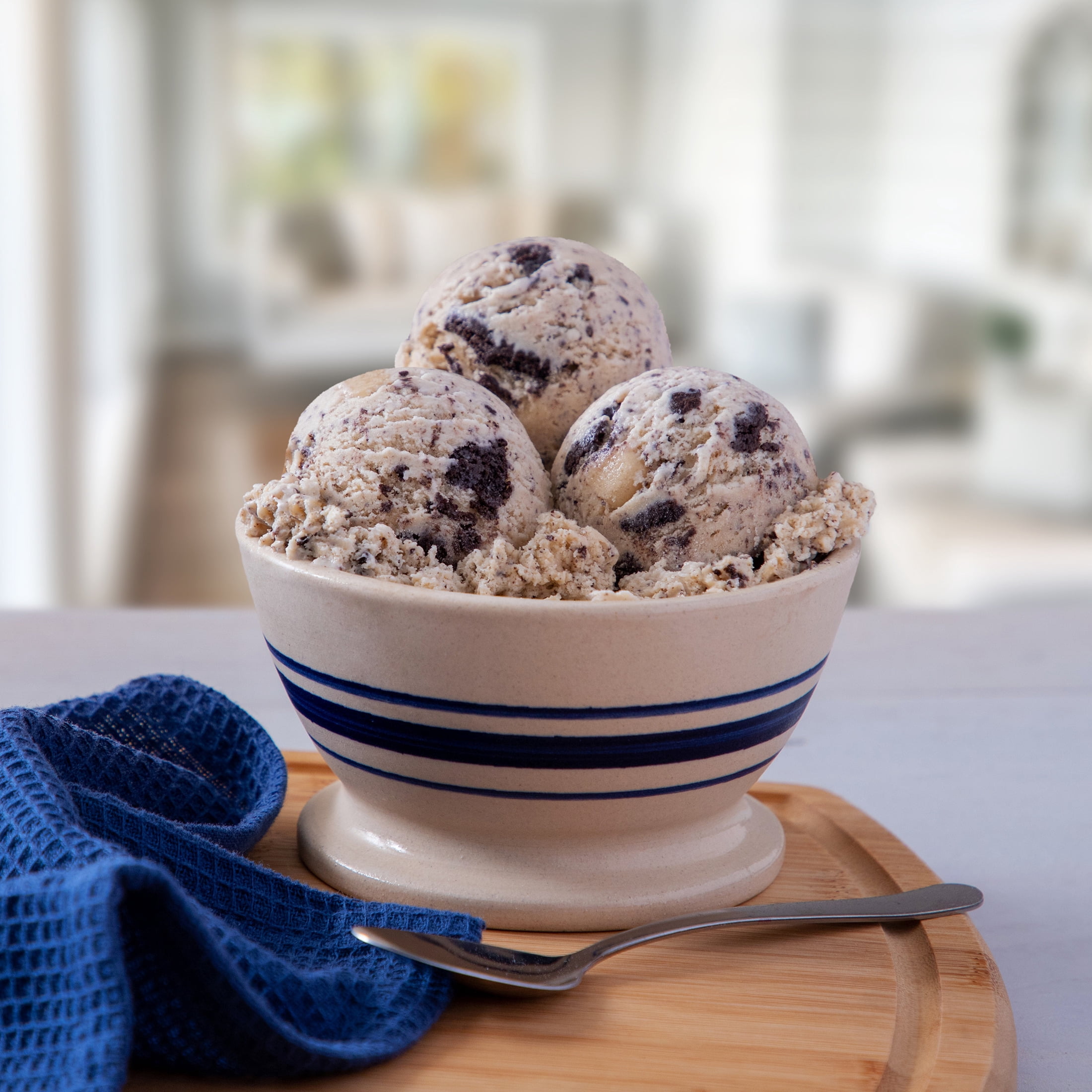 Blue Bell Cookie Two Step® Ice Cream Half Gallon, 64 fl oz