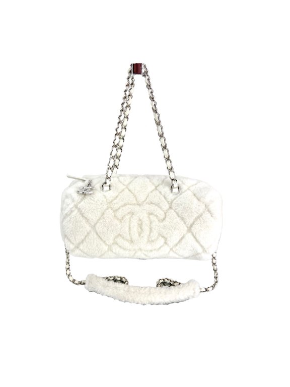 Pre-Owned Chanel Shearling Quilted White Lambskin Bowler Crossbody Shoulder Bag