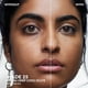 thumbnail image 2 of Foundation Urban Decay Face Bond autoendurecible a prueba de agua, 2 of 8