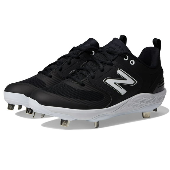 New Balance Women's Fresh Foam Velo V3 Softball Shoe, Black/White, 7 Wide