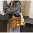 thumbnail image 4 of Chic Retro Leopard Trendy Shoulder Bag for Ladies - Durable and Matching Any Outfit, 4 of 9