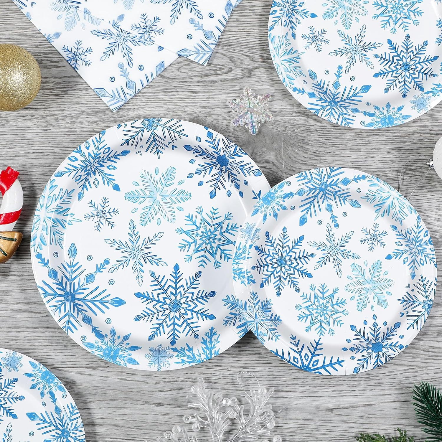 Waipfaru 200 PCS Christmas Party Supplies Disposable Plates Napkins Set,Blue Christmas Tableware Set Dinner Lunch Dessert Appetizer Decoration Xmas Party, Serve 50