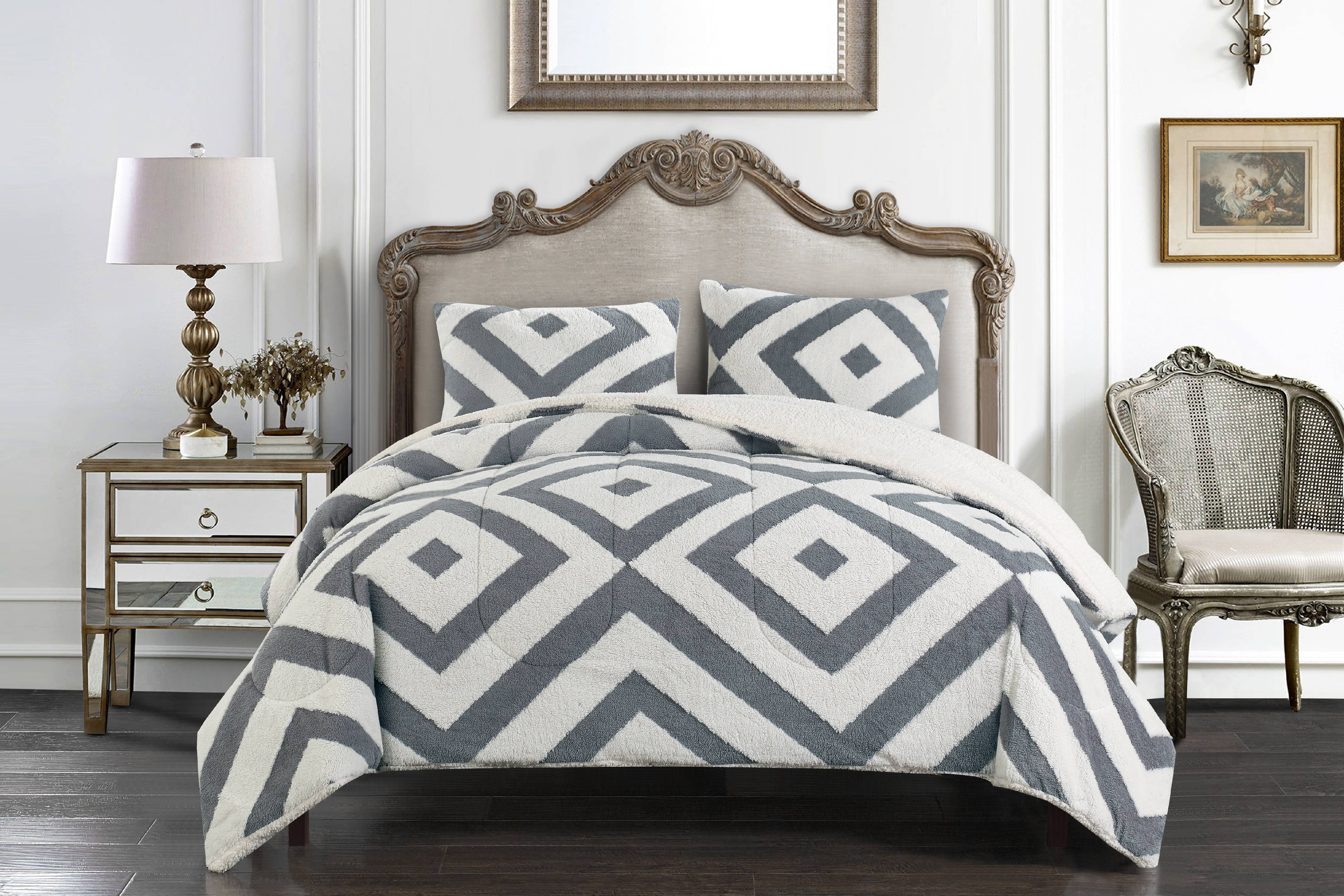 Casa Grey Diamond Link Comforter Set, Multiple Sizes