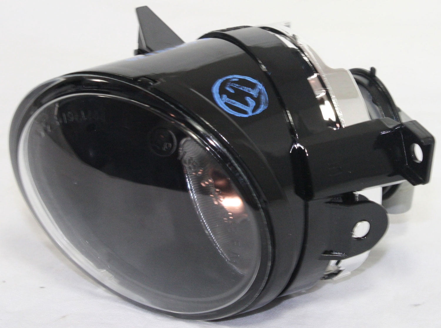 Replacement V107530 Fog Light Compatible with 2006-2009 Volkswagen GTI 2006-2010 Jetta Front, Left Driver With bulb(s)