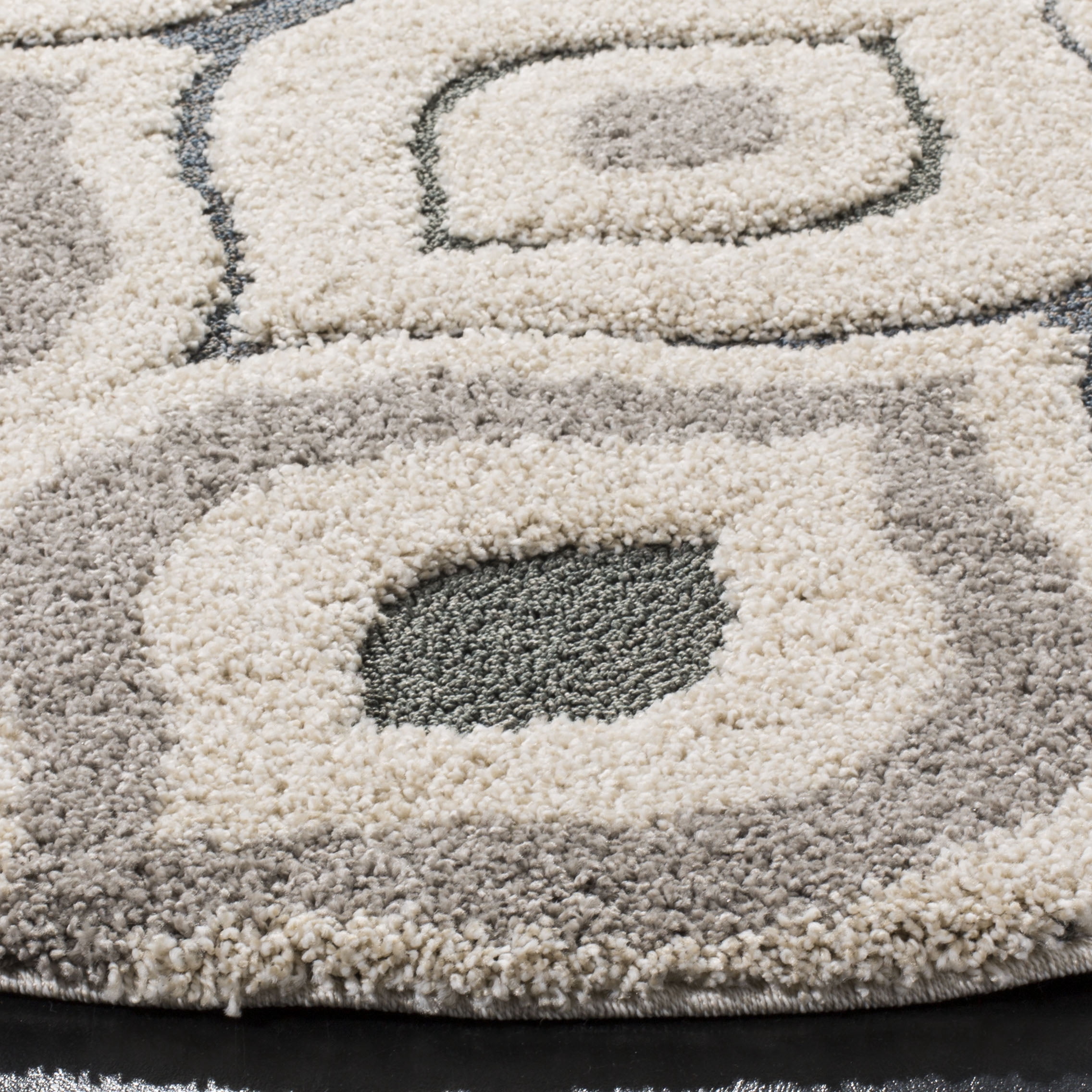 SAFAVIEH Arctic Shag Isolde Solid Area Rug, Taupe, 2' x 3'