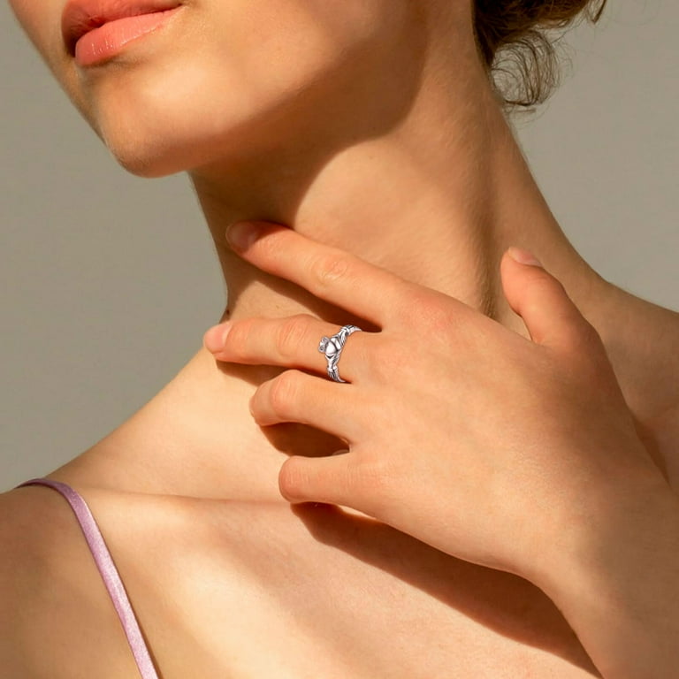 Friendship engagement ring store