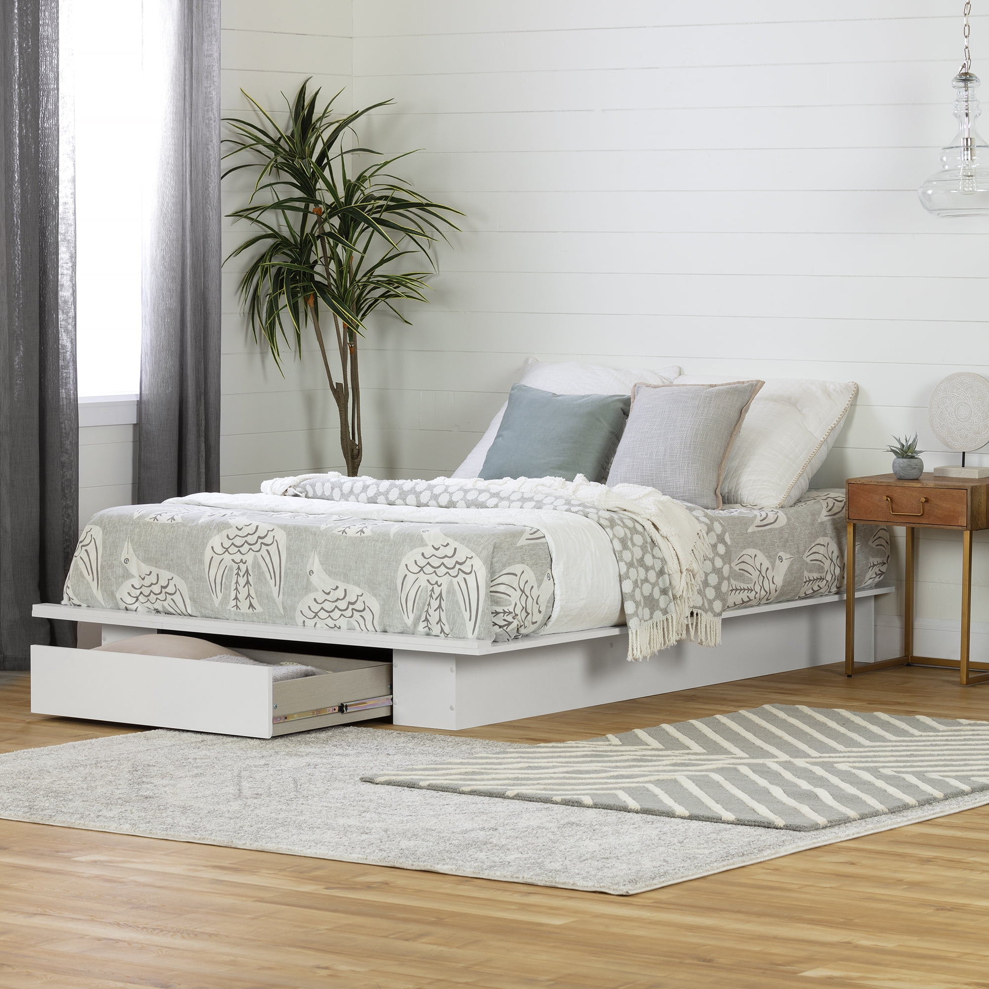 South Shore Holland Full/Queen Platform Bed with Drawer, in Pure White