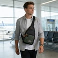 thumbnail image 1 of Bolsa cruzada de pecho multicapa para hombre con correa ajustable, bolsa de viaje ligera de nailon en múltiples colores, 1 of 6