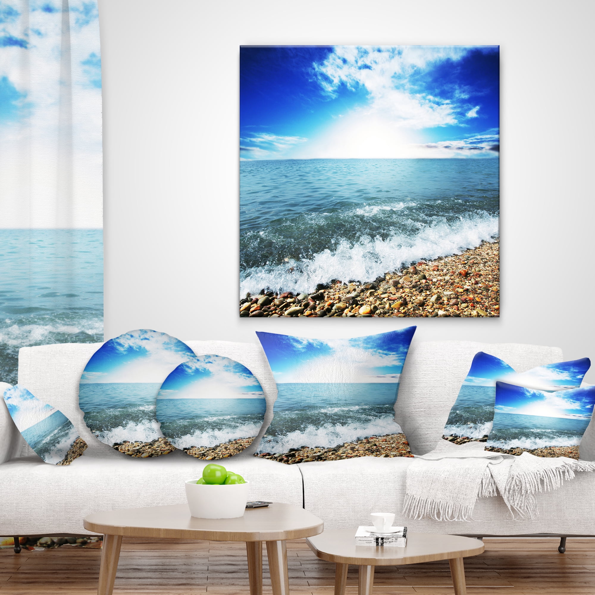 Designart Crystal Clear Blue Sea Waves - Seascape Throw Pillow - 18x18