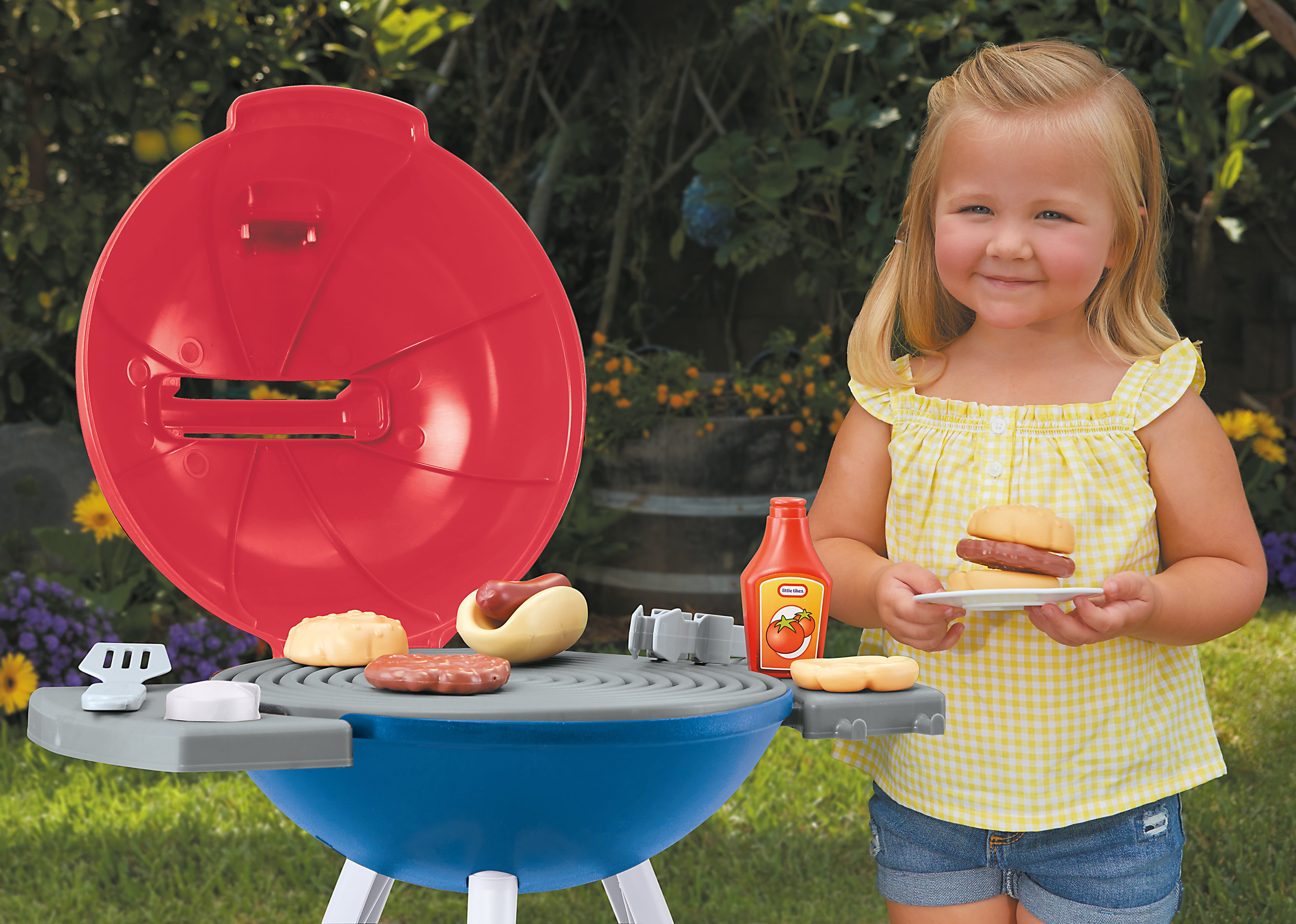 Little Tikes Sizzle & Serve Grill – Red, White & Blue, 14 Accessories, Little Chef Interactive Cooking Playset for Kids and Toddlers