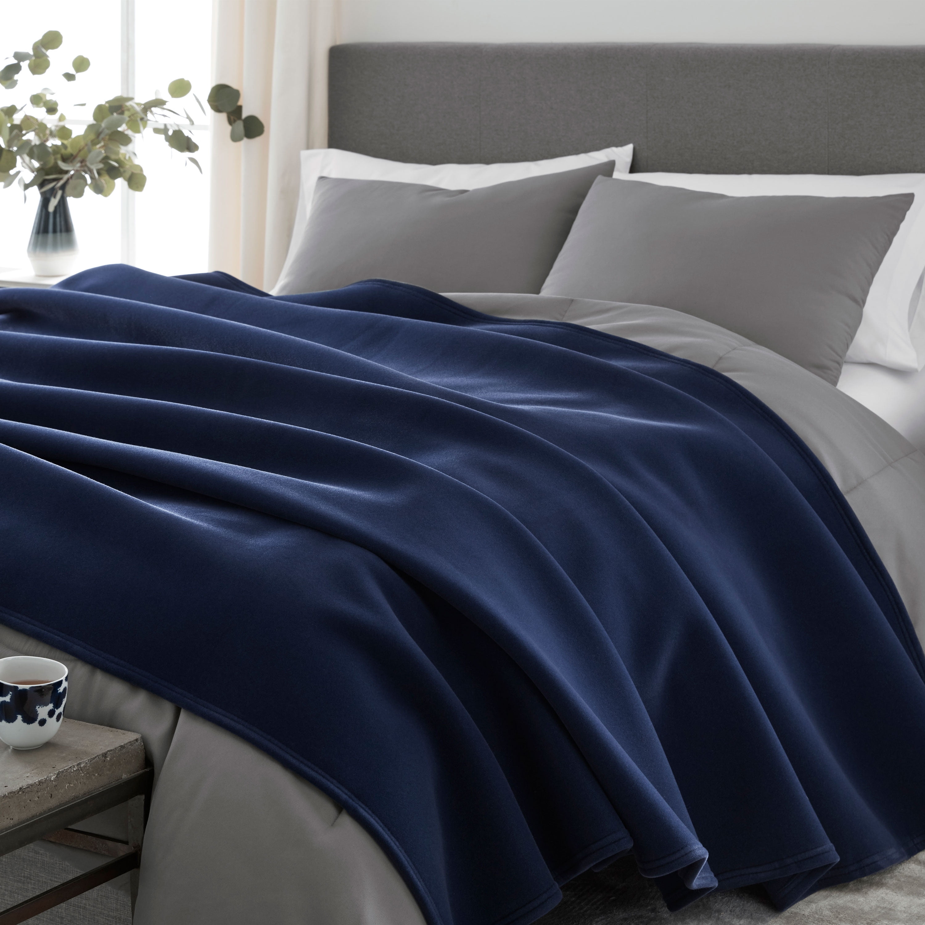 Solid Navy Blue Blanket Bedding Throw Flannel King Super Soft Warm Best Value 