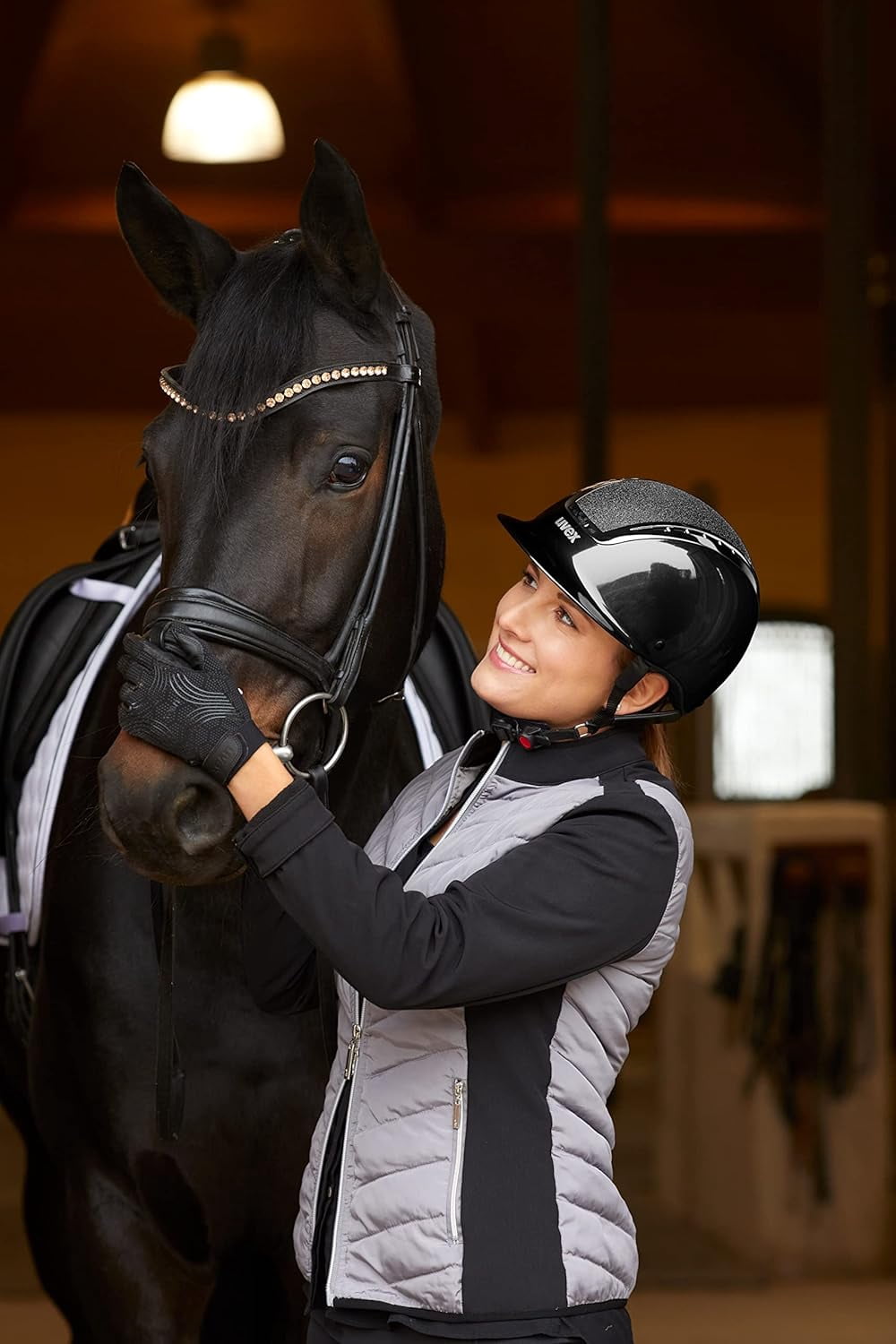Uvex Suxxeed Blaze Adjustable and Ventilated Equestrian Helmet for Adults, Black Shine, XS-S