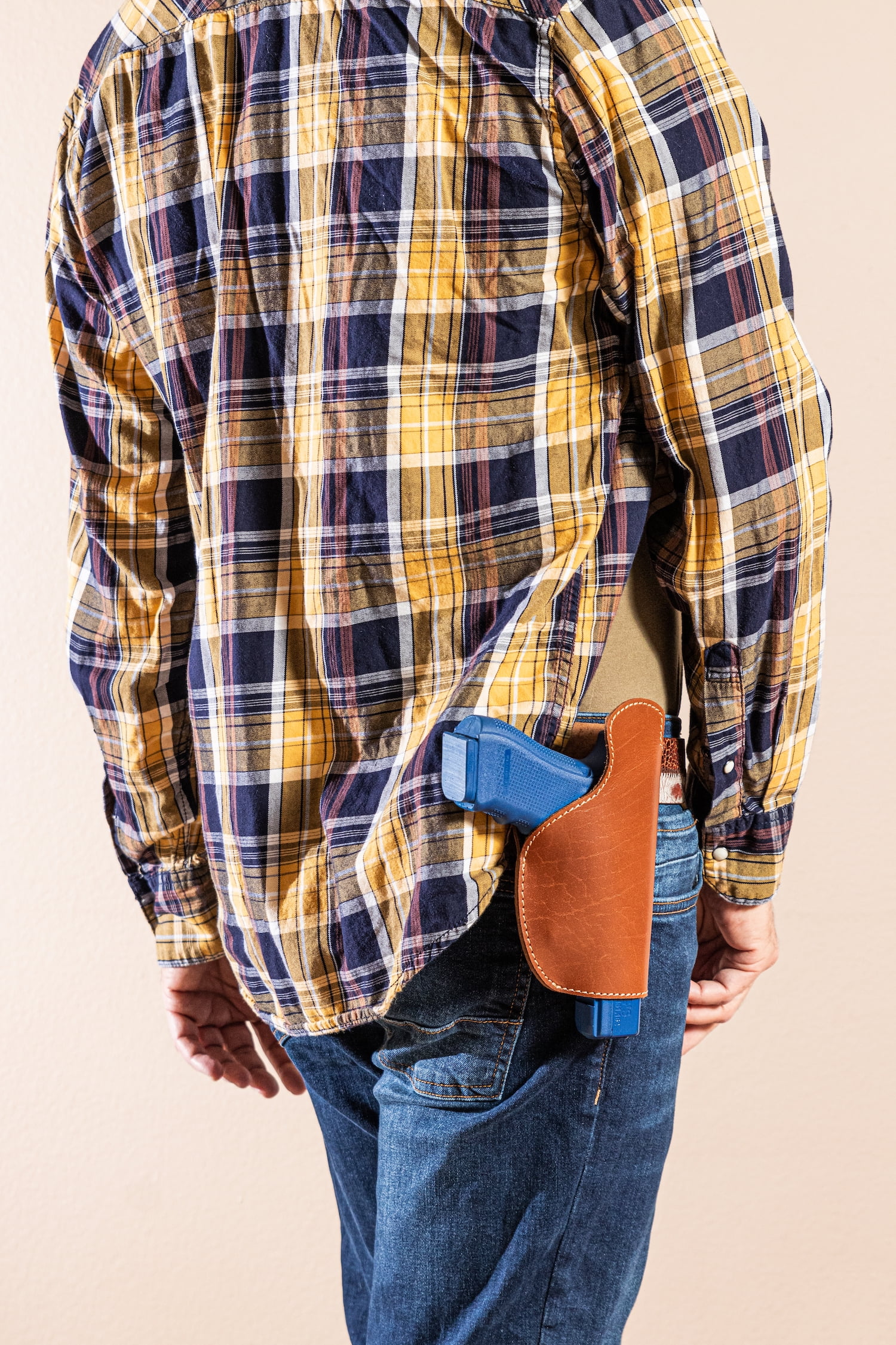 Saddle Mate Top Grain Buffalo Brown Leather Magnetic Gun Holster, Fits Most Handguns Right Handed
