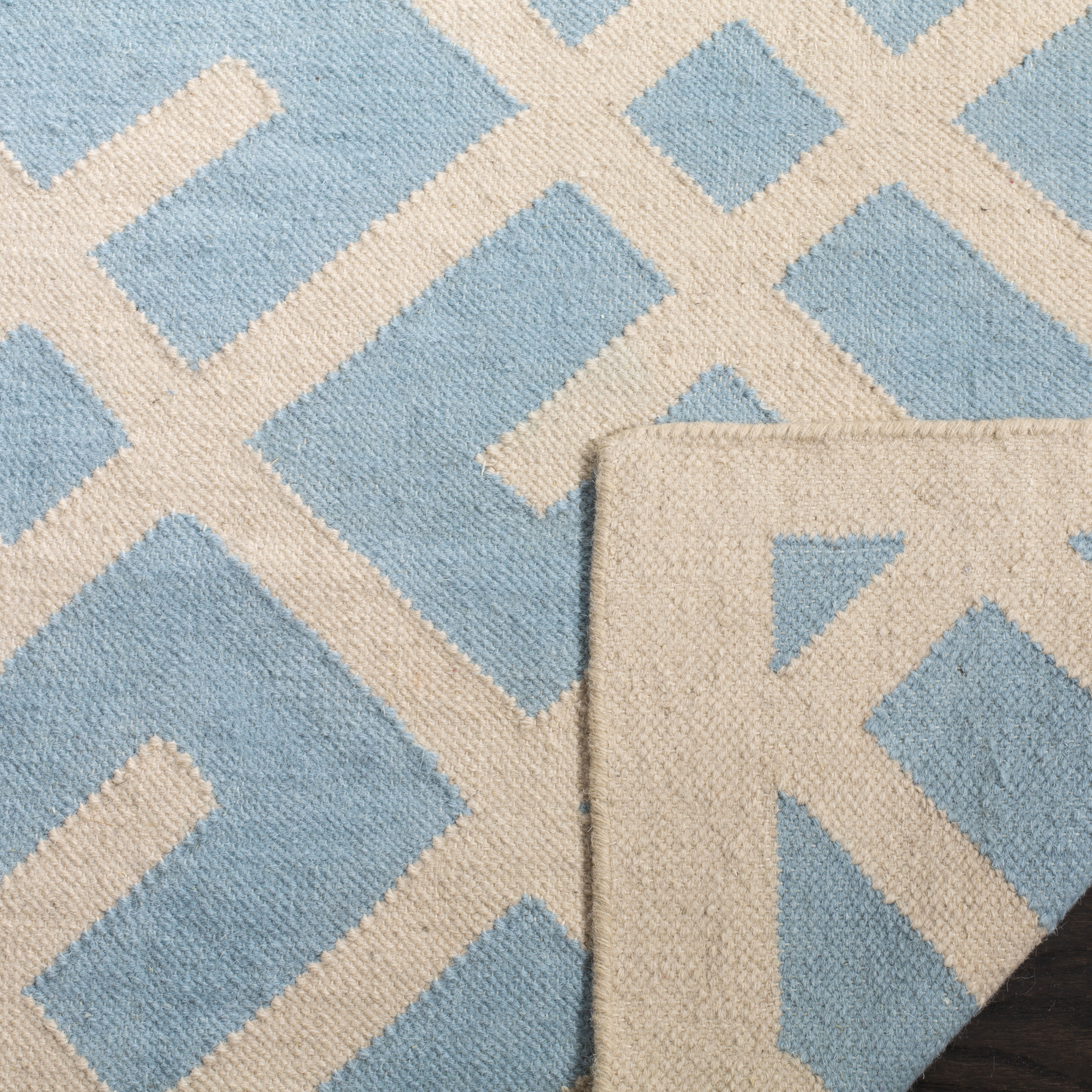 Safavieh Dhurries Brianna Geometric Runner Rug, Light Blue/Ivory, 2'6" x 12'