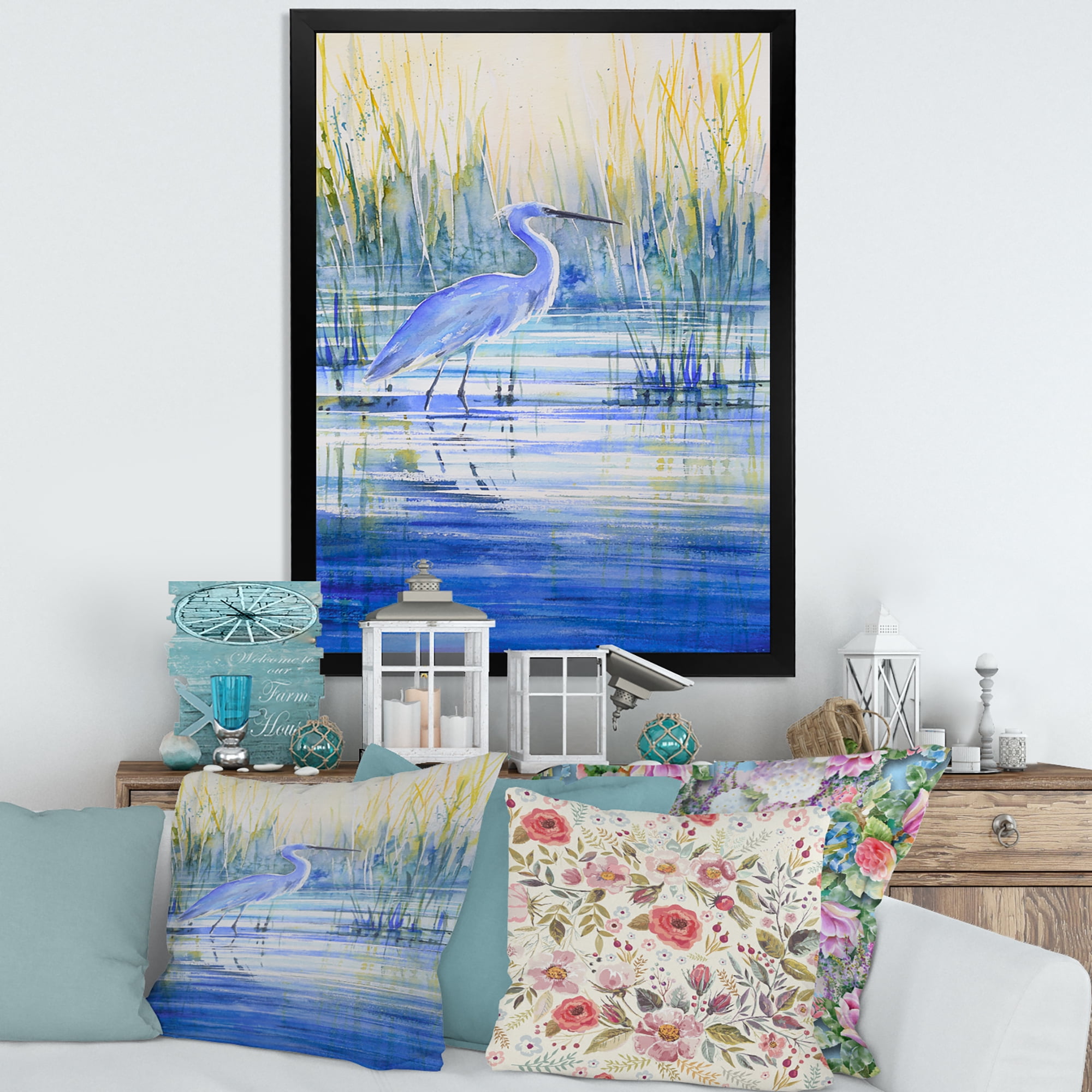 Designart 'Blue Heron On The Lake Shore' Traditional Framed Art Print