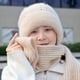 thumbnail image 3 of Gorro de otoño e invierno para mujer, forro polar, grueso, resistente al frío, bufanda, gorro integrado, gorro cálido con giro, gorro de lana de punto con punta cerrada, 3 of 6