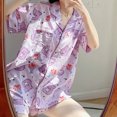 thumbnail image 1 of Pijama de dibujos animados para mujer, conjunto de verano con pantalones cortos de manga corta y cuello alto con diseño de oso de fresa, 1 of 6
