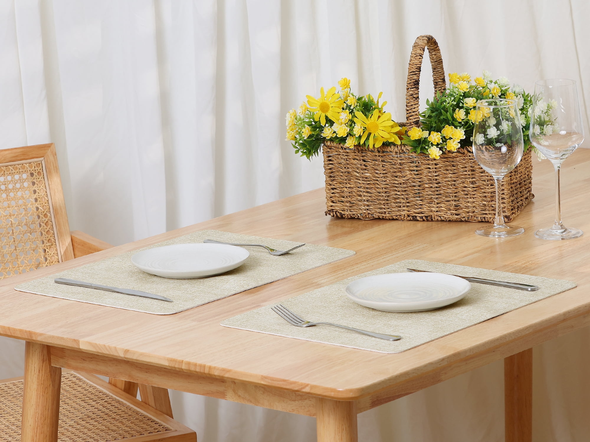 Unique Bargains Set of 6 Faux Leather Heat Resistant Waterproof Dining PU Place Mats Beige