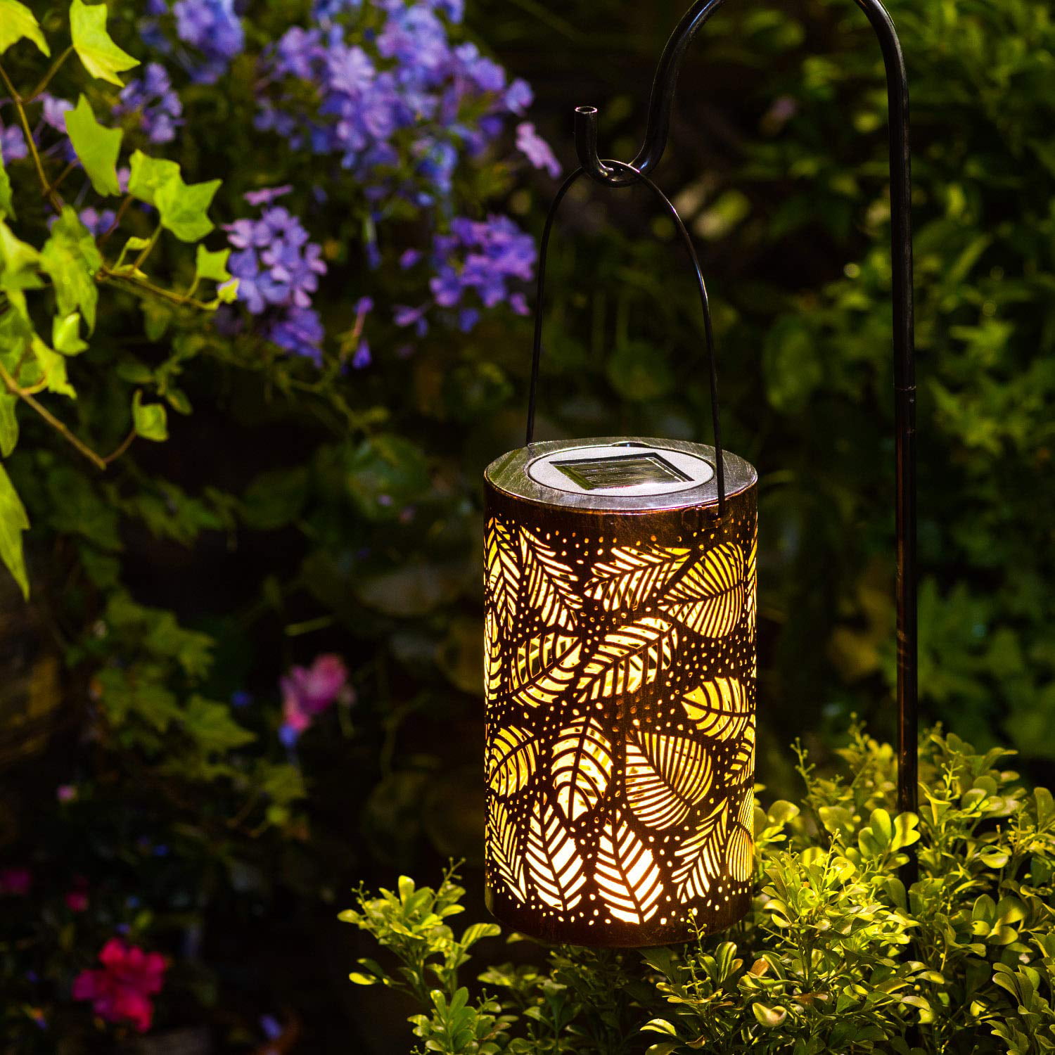 Metal Rattan Outdoor Solar Hanging Waterproof LED Light Garden Yard Decor Lamp 
